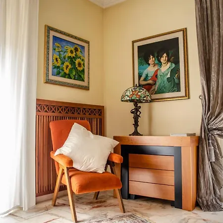 P O E R I O 4 7 Home&more شقة كاستيلانا غروتي
